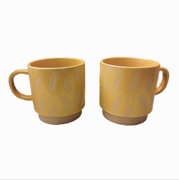 Two Festive Voice Wheat Textured Ceramic Mugs New - Picture 3 of 6